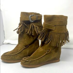 Joli Jolimall Brown Faux Suede Moccasin Boots Size 6 Excellent Condition